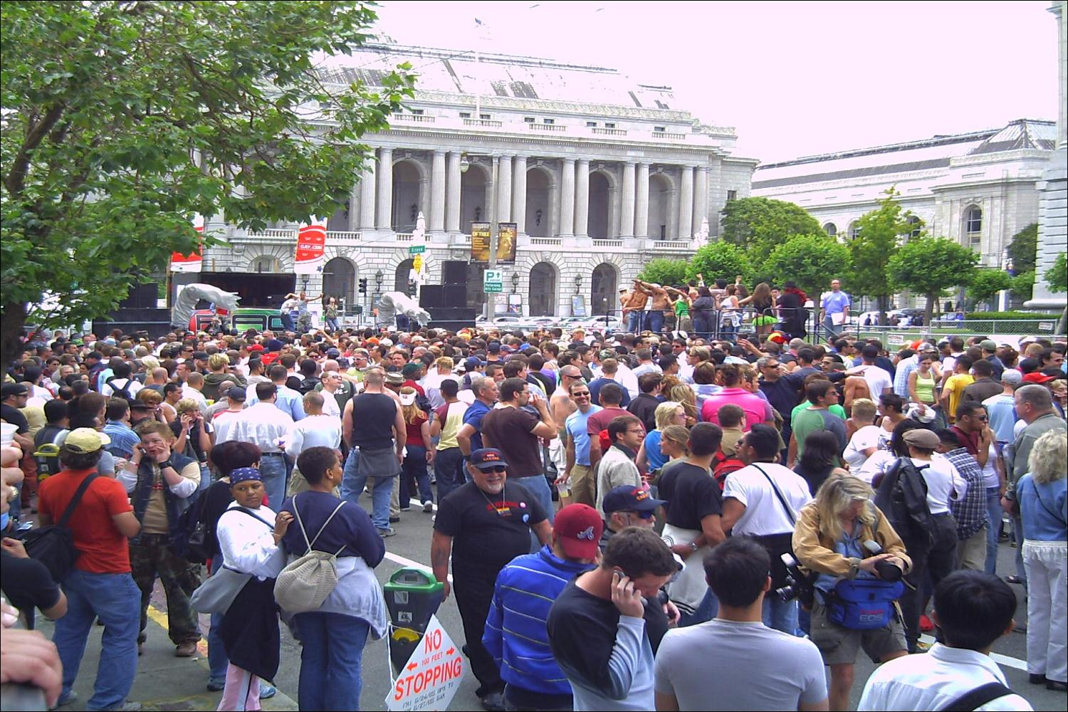 2005_sf_pride_009.jpg