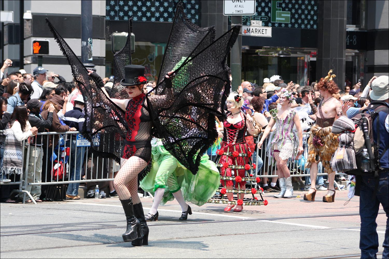 2008sfpride_(37).jpg