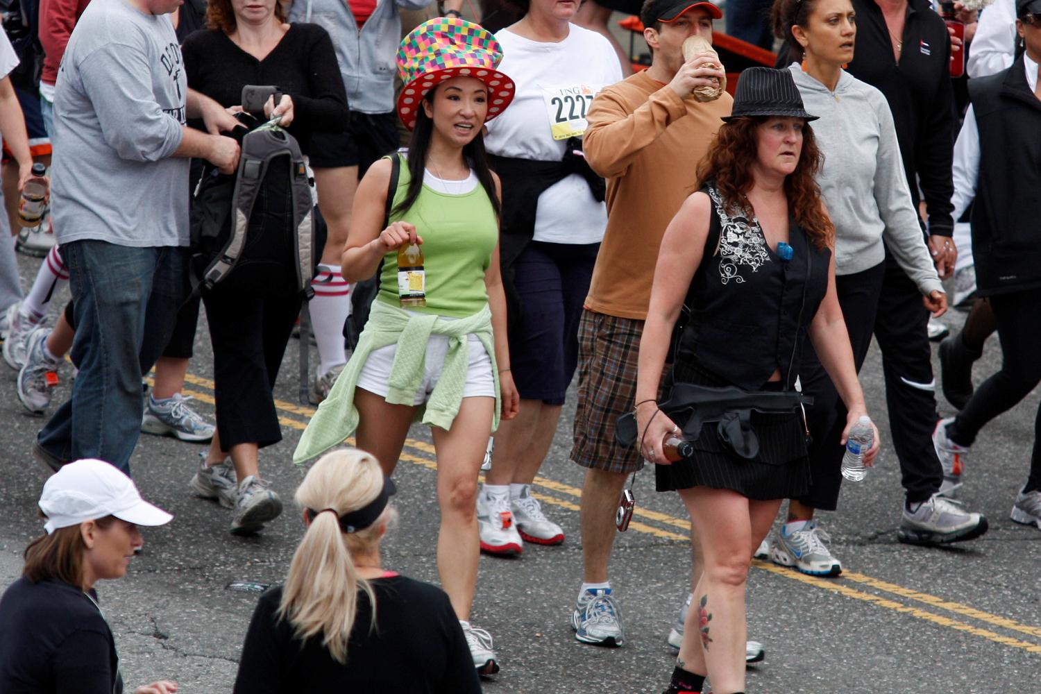 2010_san_francisco_bay_to_breakers_038.jpg