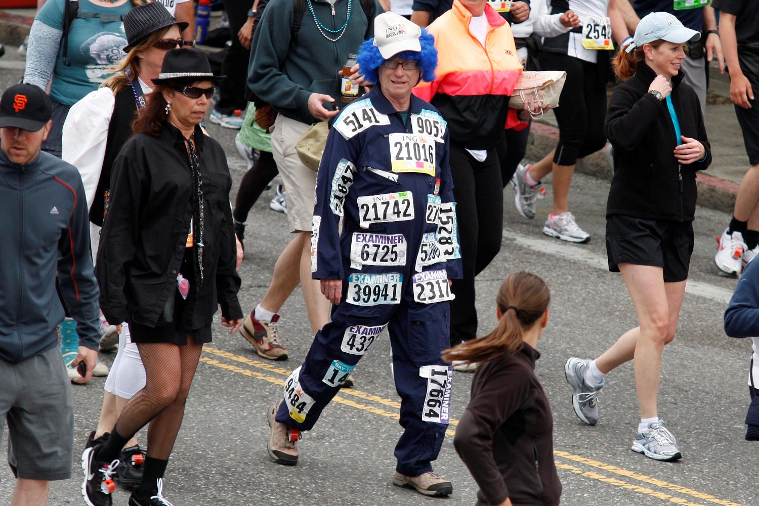 2010_san_francisco_bay_to_breakers_040.jpg