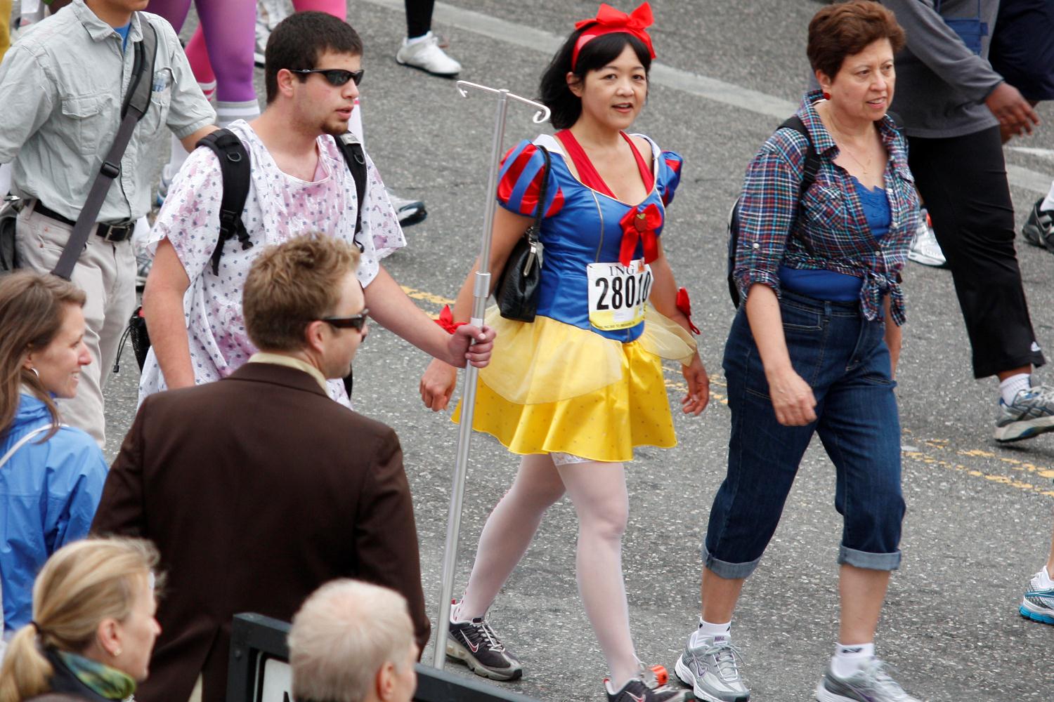 2010_san_francisco_bay_to_breakers_048.jpg