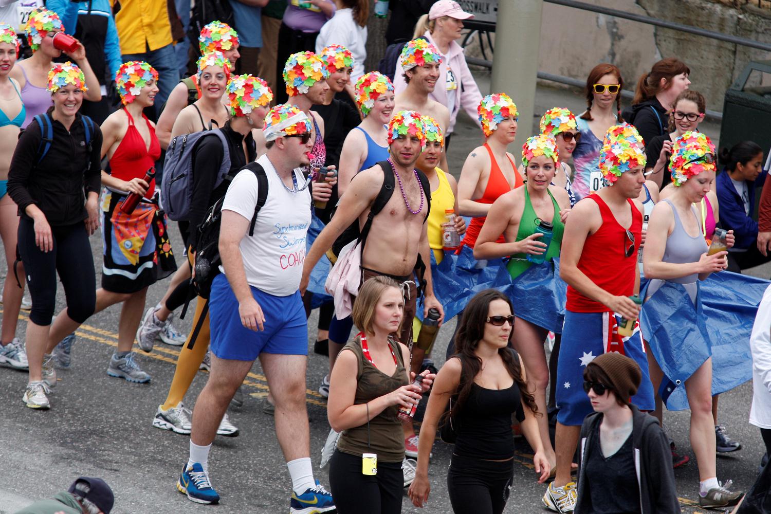 2010_san_francisco_bay_to_breakers_051.jpg