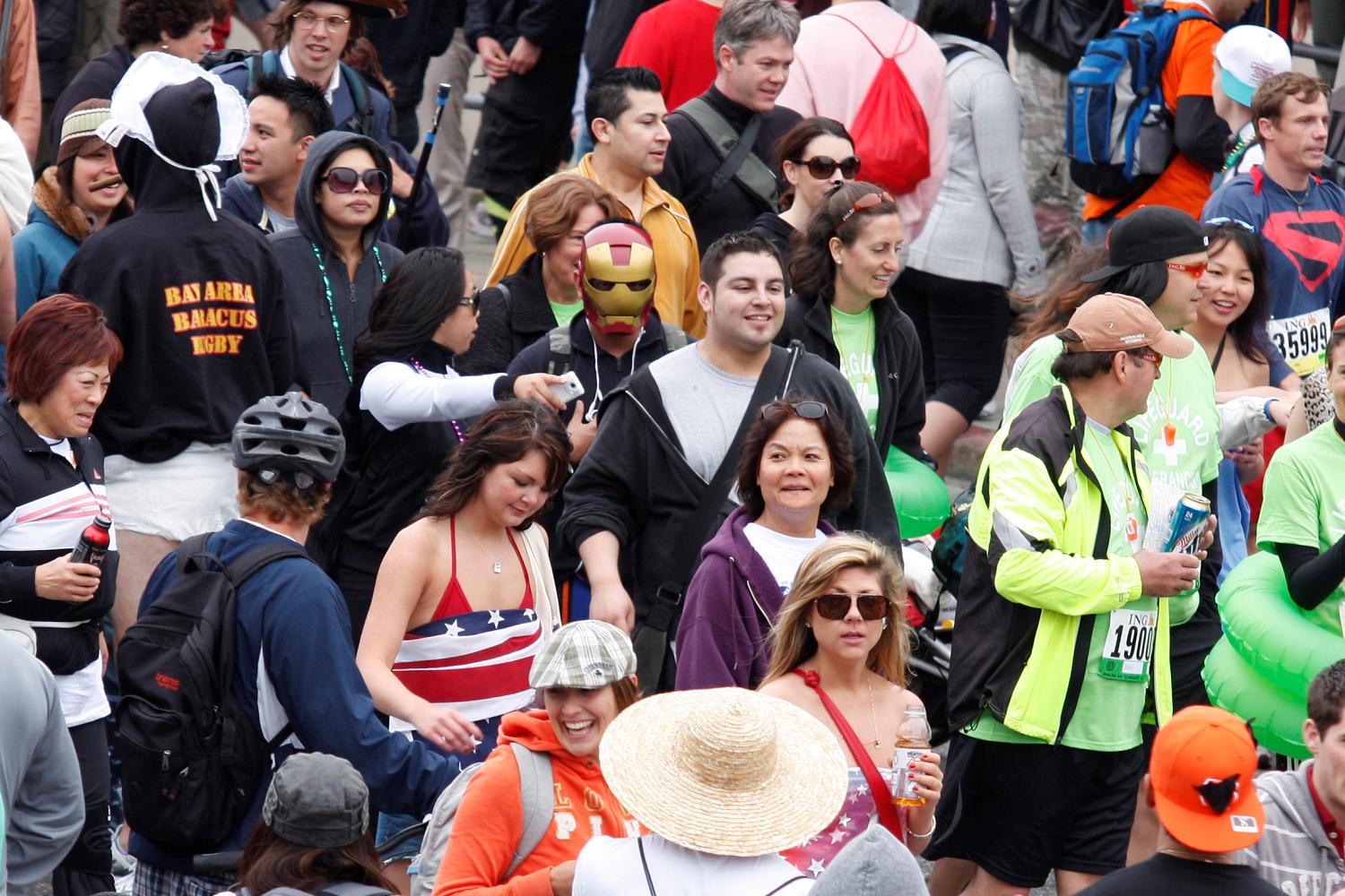 2010_san_francisco_bay_to_breakers_074.jpg