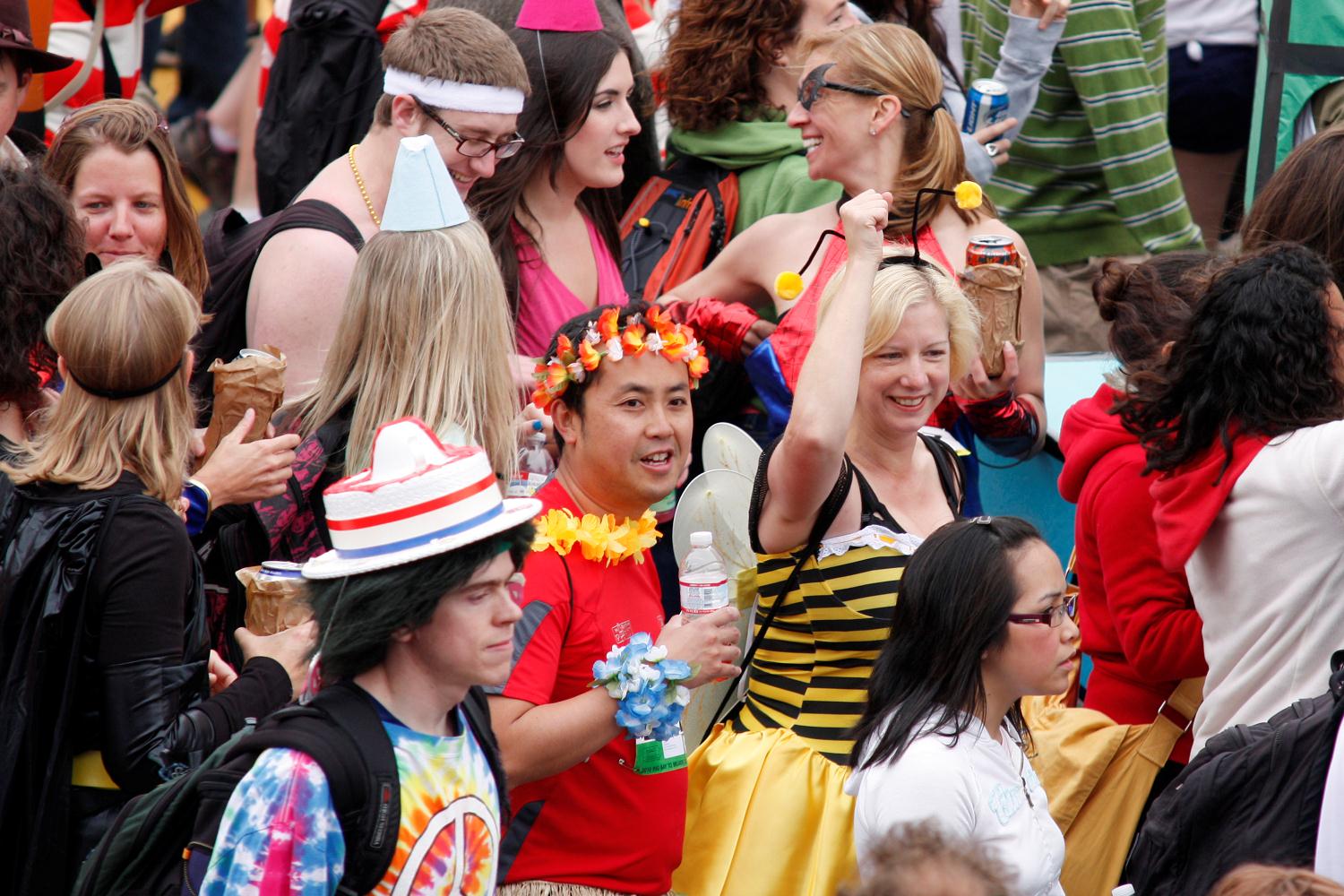 2010_san_francisco_bay_to_breakers_076.jpg