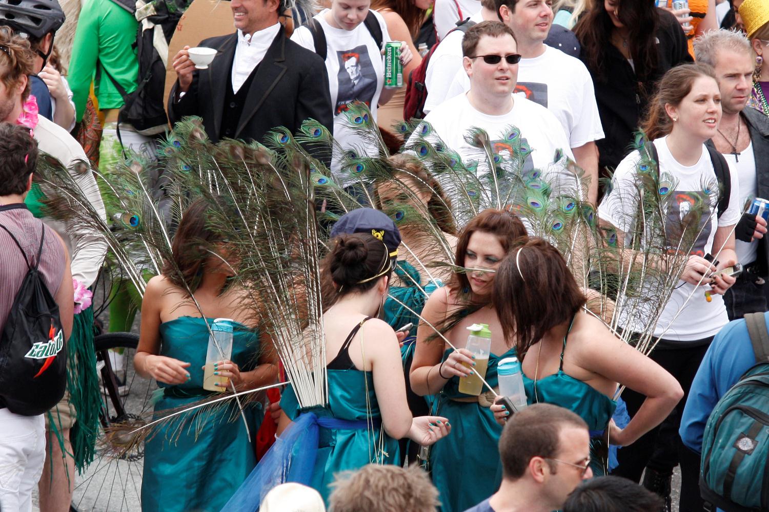 2010_san_francisco_bay_to_breakers_083.jpg