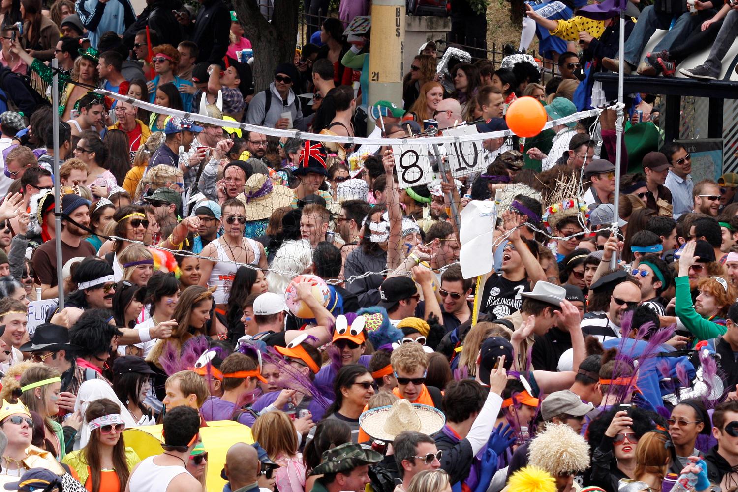 2010_san_francisco_bay_to_breakers_105.jpg