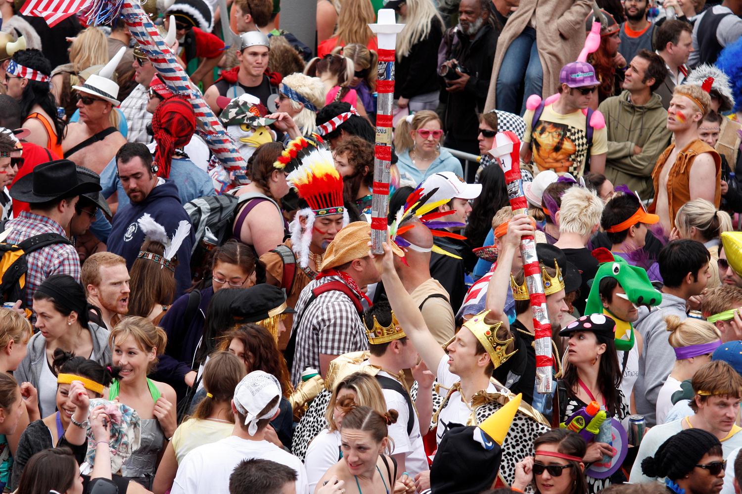 2010_san_francisco_bay_to_breakers_111.jpg