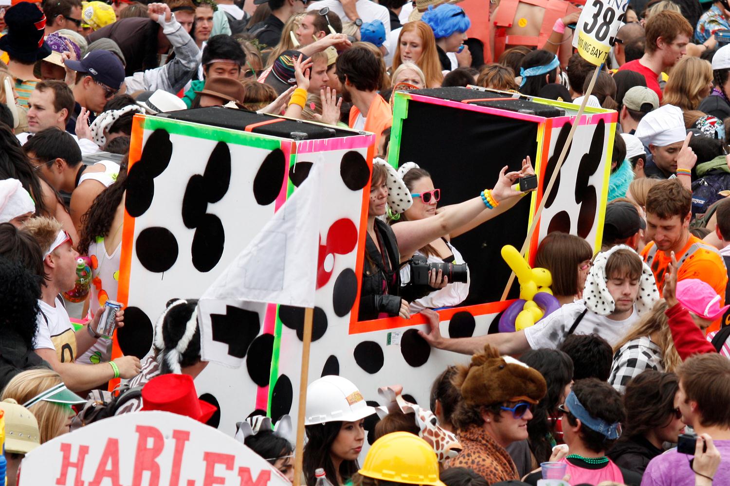 2010_san_francisco_bay_to_breakers_114.jpg