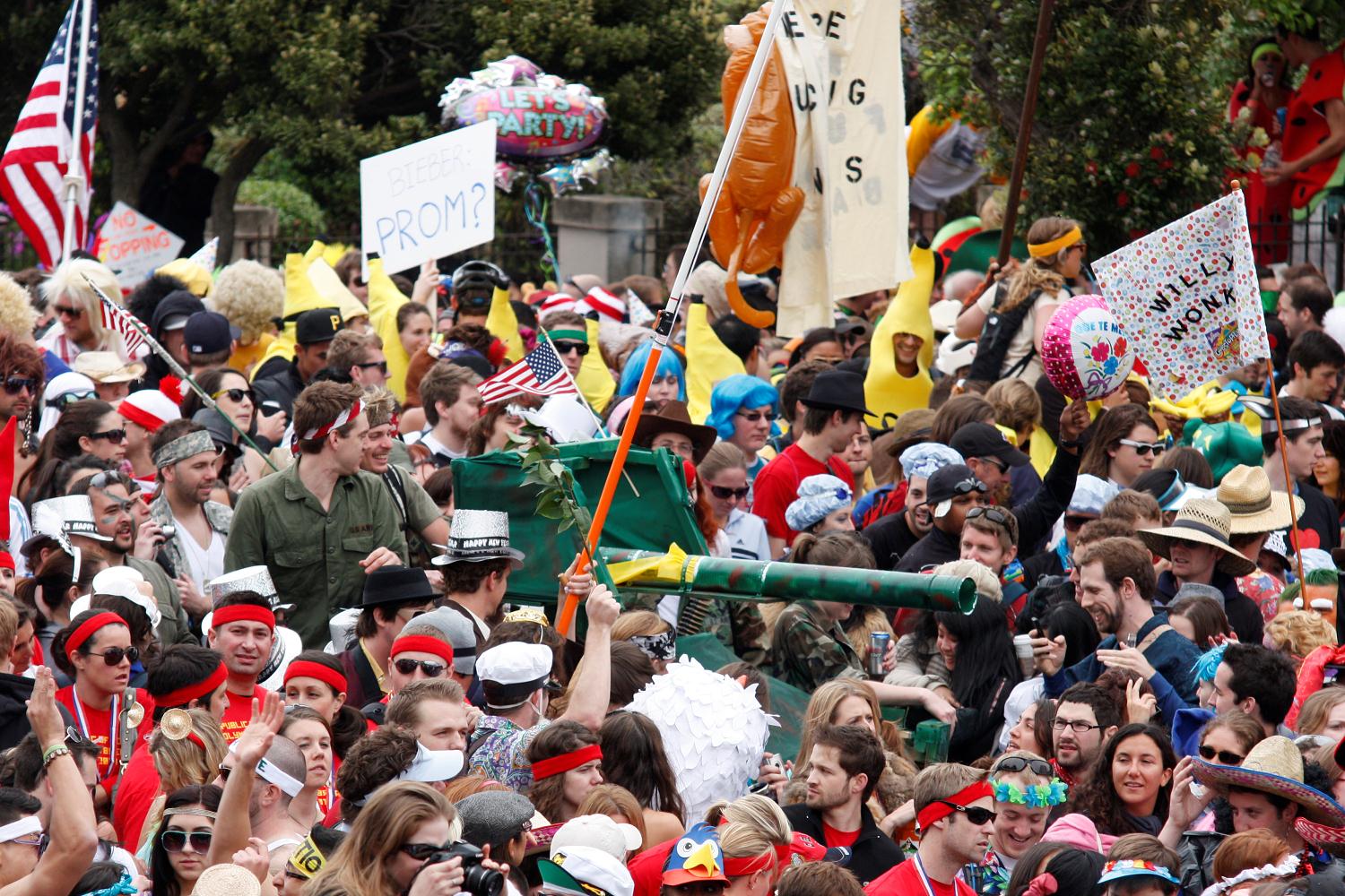 2010_san_francisco_bay_to_breakers_117.jpg