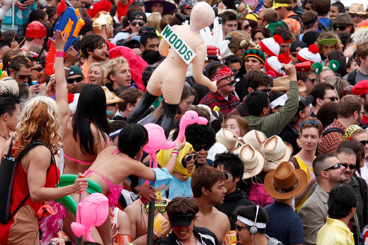 2010_san_francisco_bay_to_breakers_122.jpg