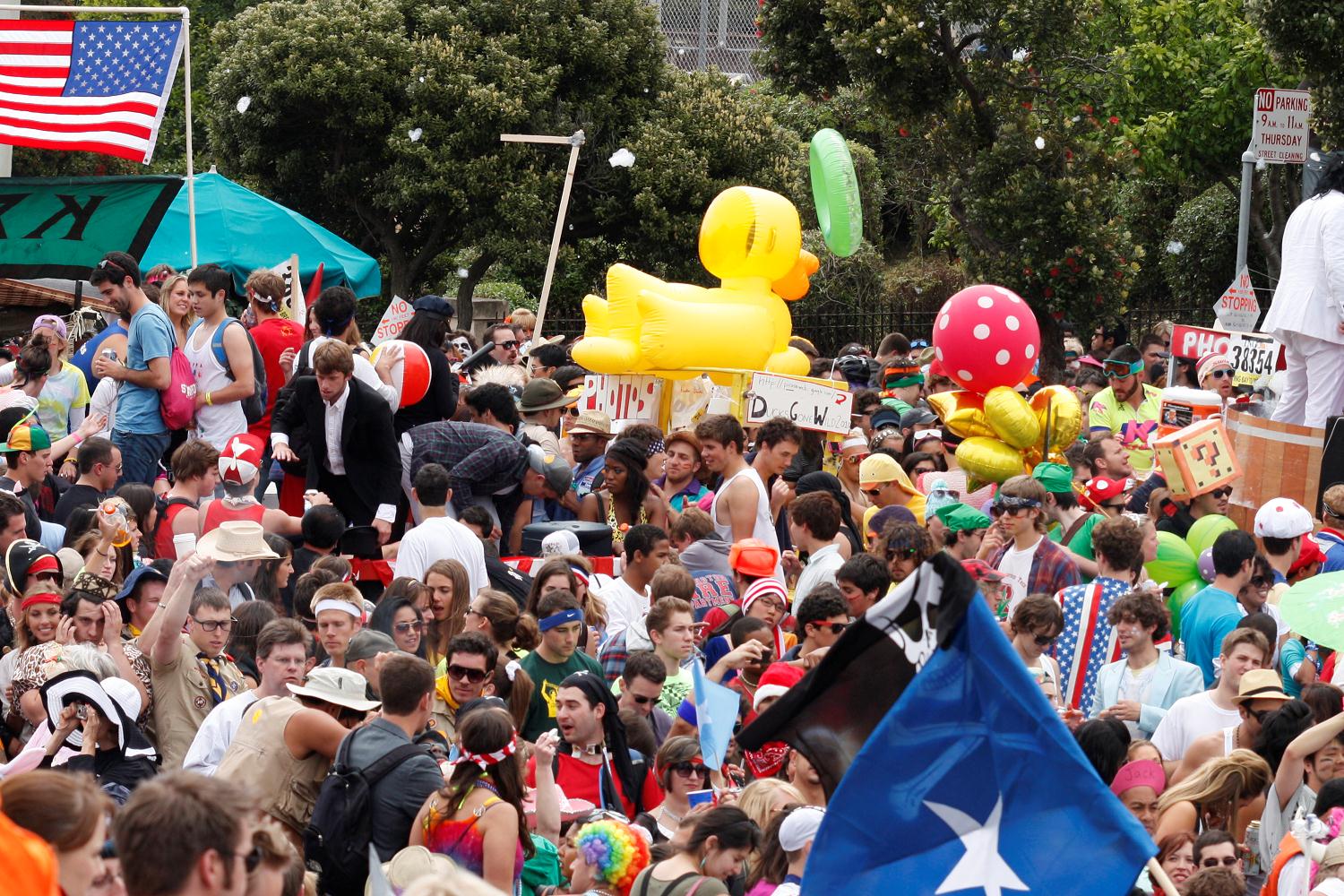 2010_san_francisco_bay_to_breakers_132.jpg