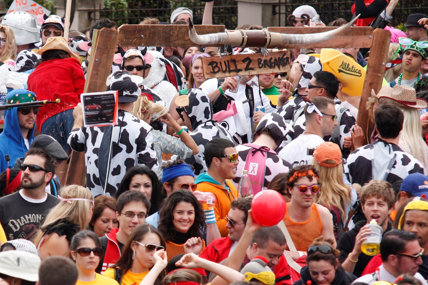 2010_san_francisco_bay_to_breakers_136.jpg