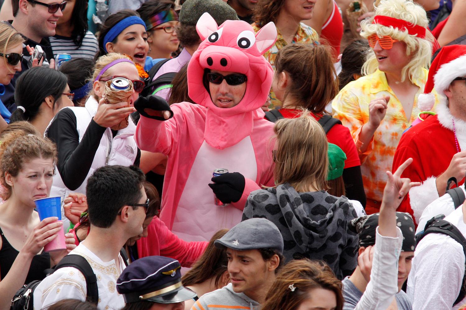 2010_san_francisco_bay_to_breakers_145.jpg