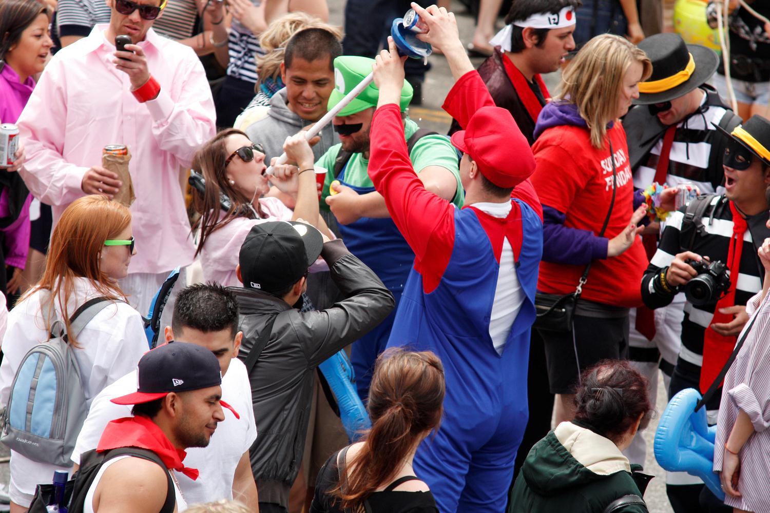 2010_san_francisco_bay_to_breakers_146.jpg