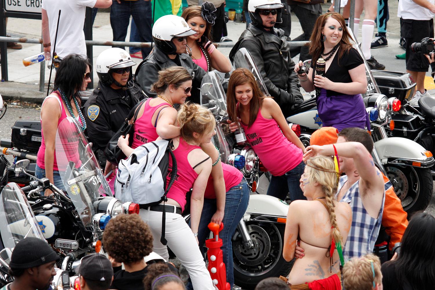 2010_san_francisco_bay_to_breakers_152.jpg