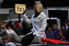 2010_comcast_holiday_parade_036