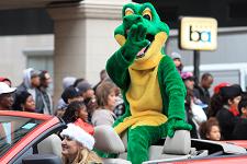 2010_comcast_holiday_parade_072