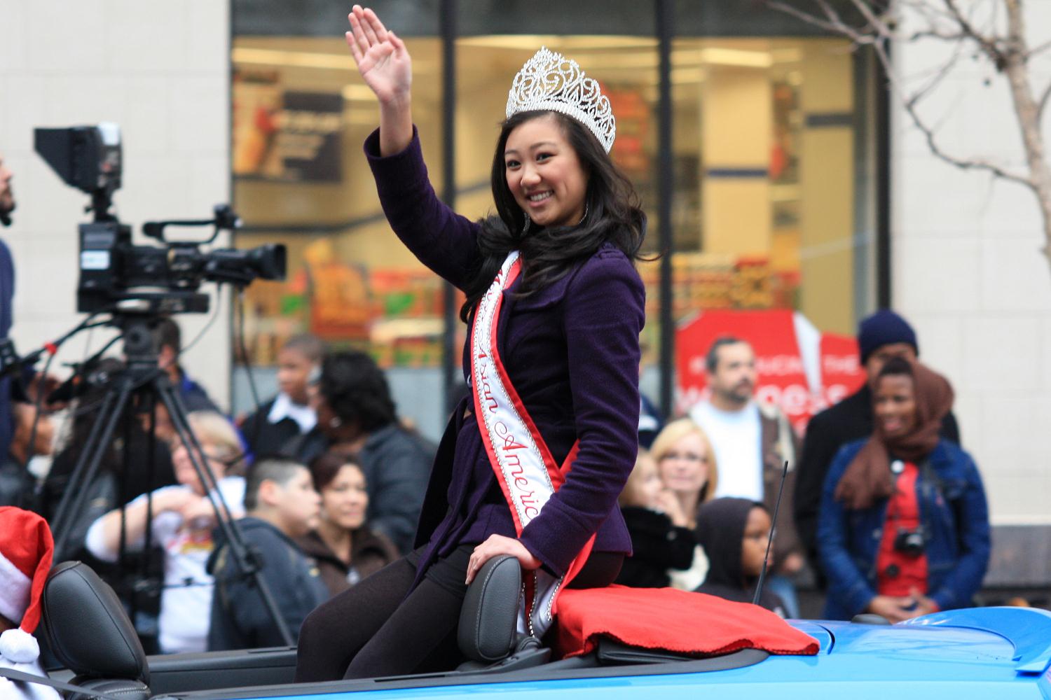 2010_comcast_holiday_parade_051.jpg