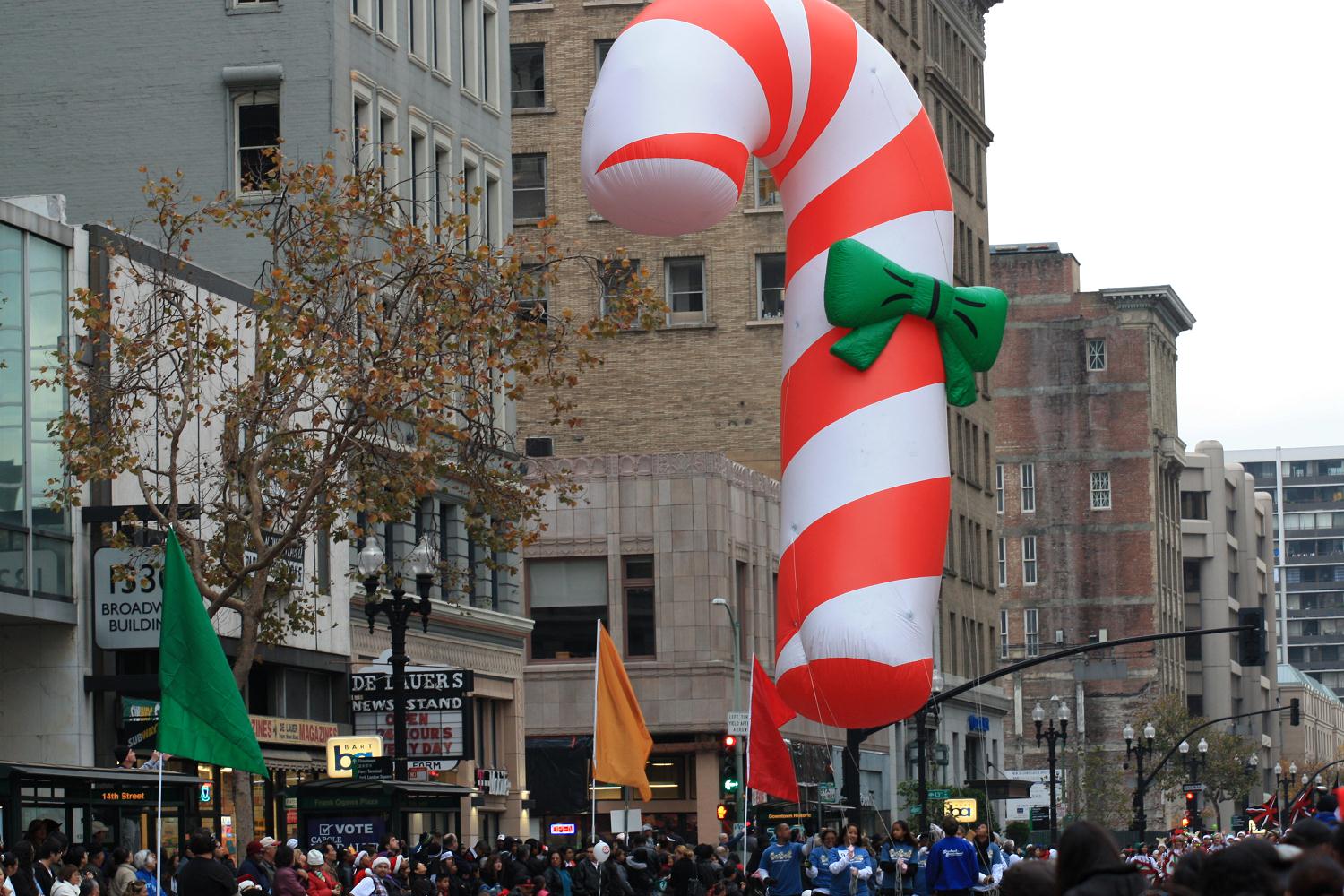 2010_comcast_holiday_parade_082.jpg