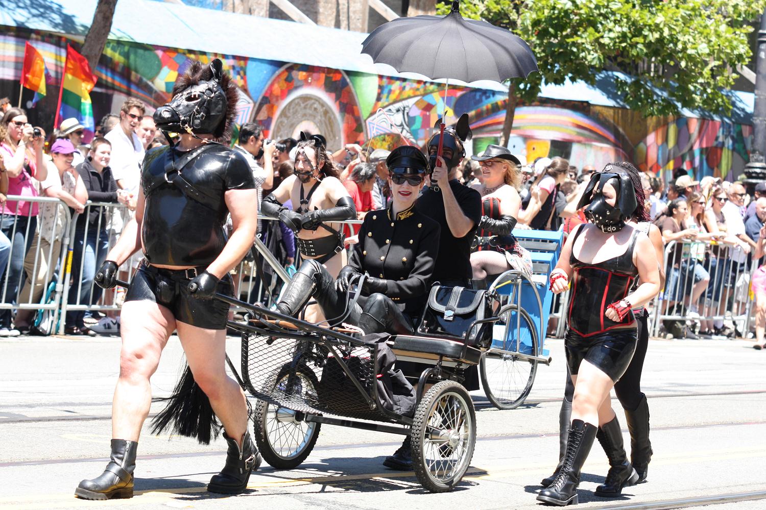 2010_sf_pride_100.jpg