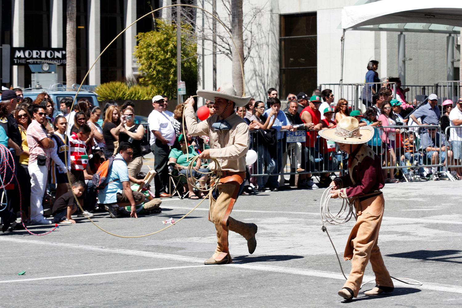 2010_san_jose_cinco_de_mayo_044.jpg