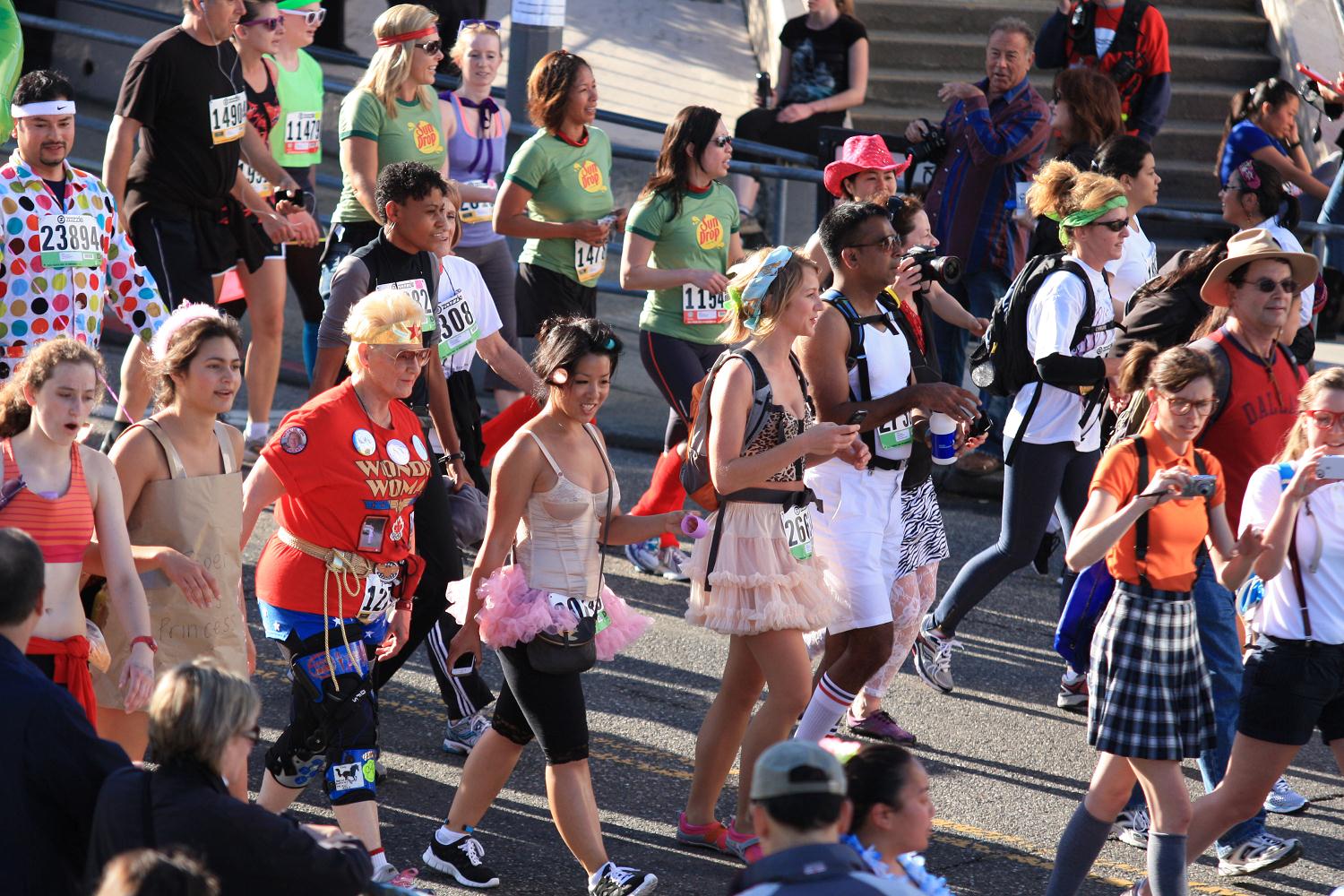 2012_bay_to_breakers_084.jpg