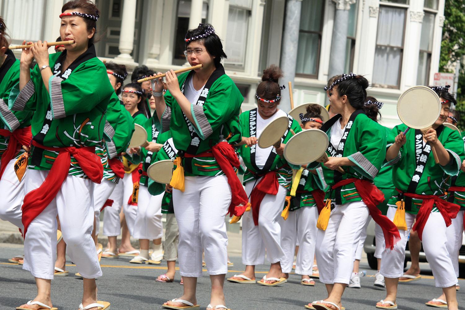 2012_san_francisco_cherry_blossom_festival_038.jpg