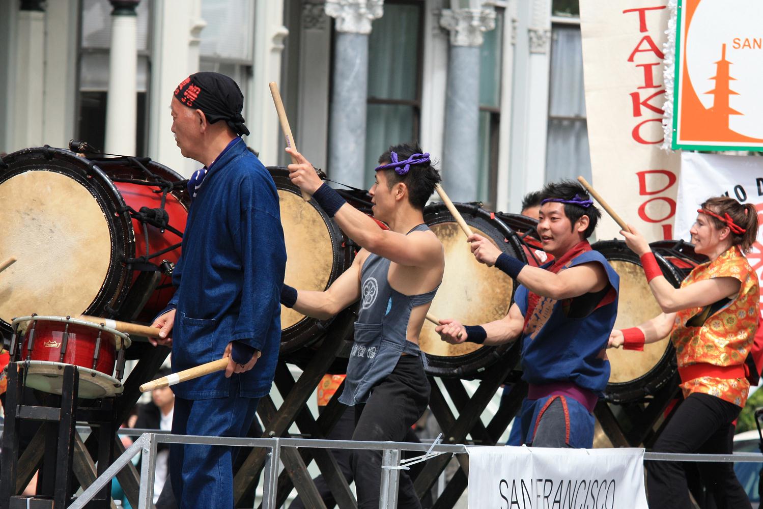 2012_san_francisco_cherry_blossom_festival_049.jpg