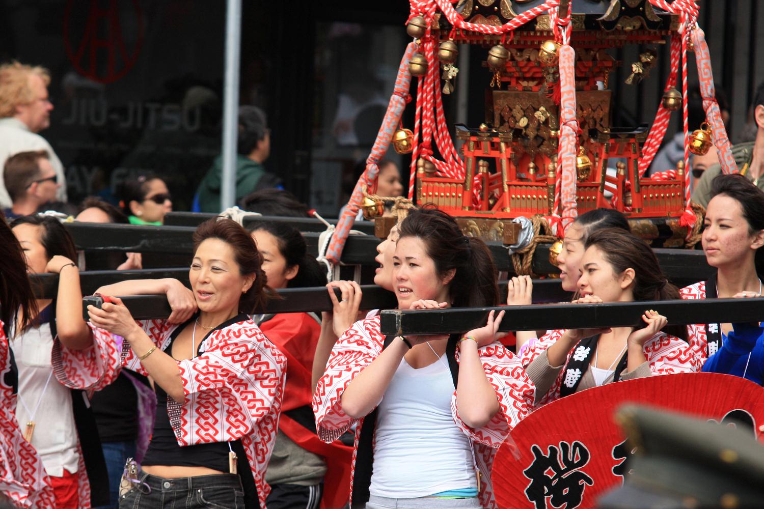 2012_san_francisco_cherry_blossom_festival_054.jpg