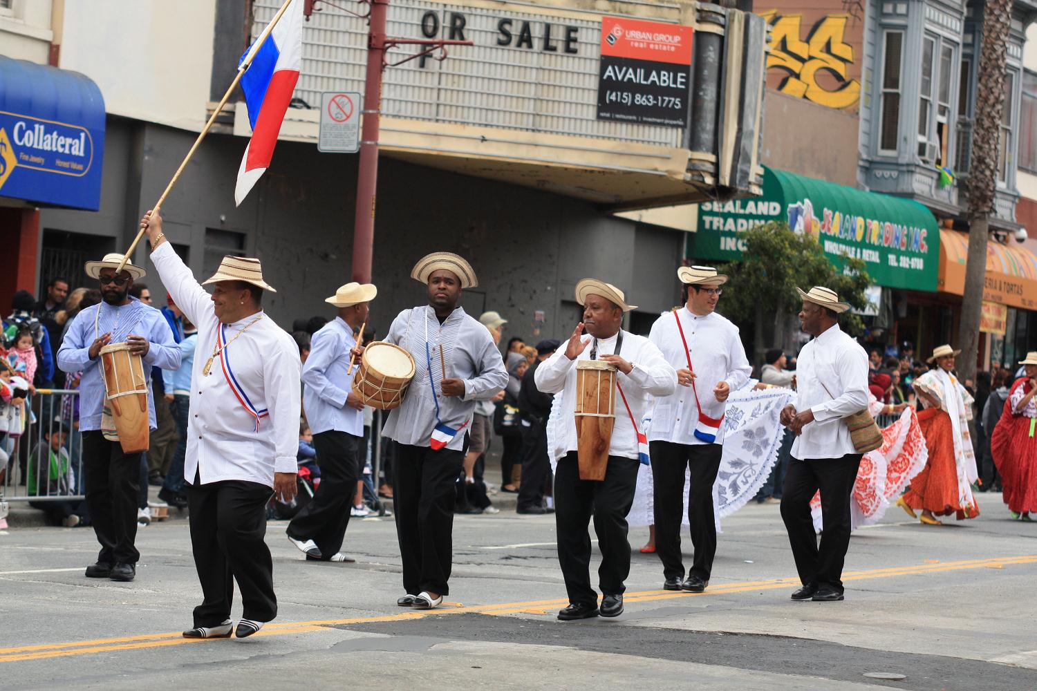 2012_sf_carnaval_350.jpg